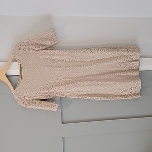 Banana Republic Tan Lace Short Sleeved Dress, Size 2 Tall